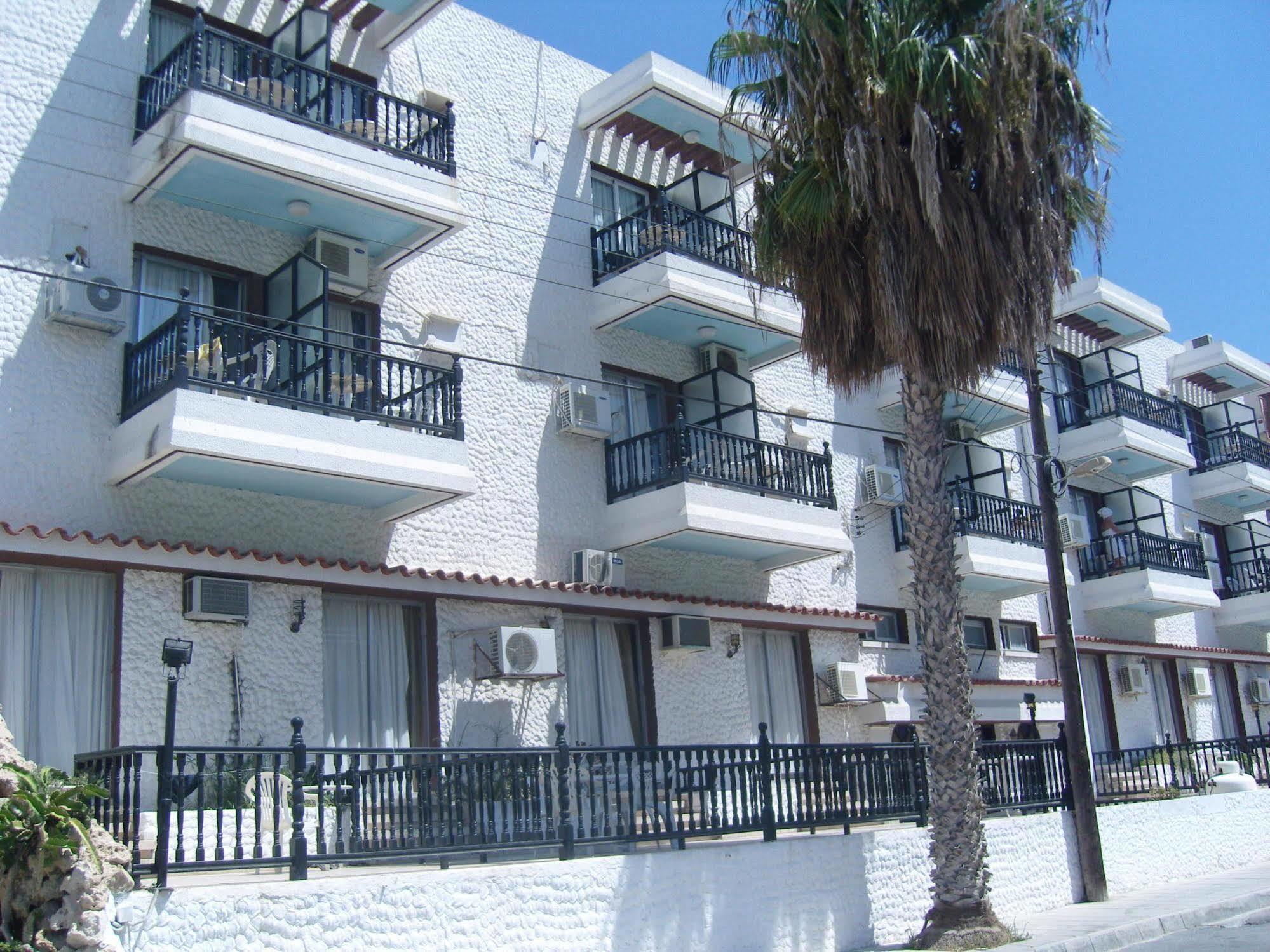 Hotel Best Western Plus Larco Lárnaca Exterior foto